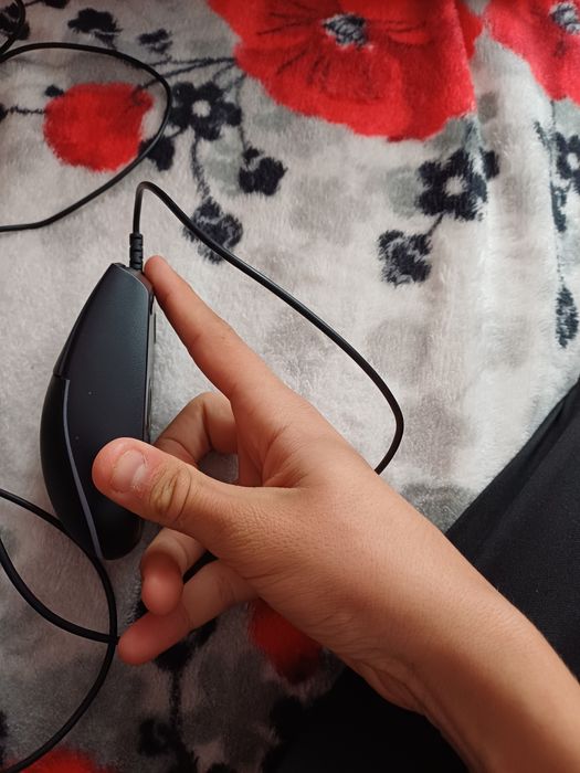 Maus logitech g102 lihtespeed