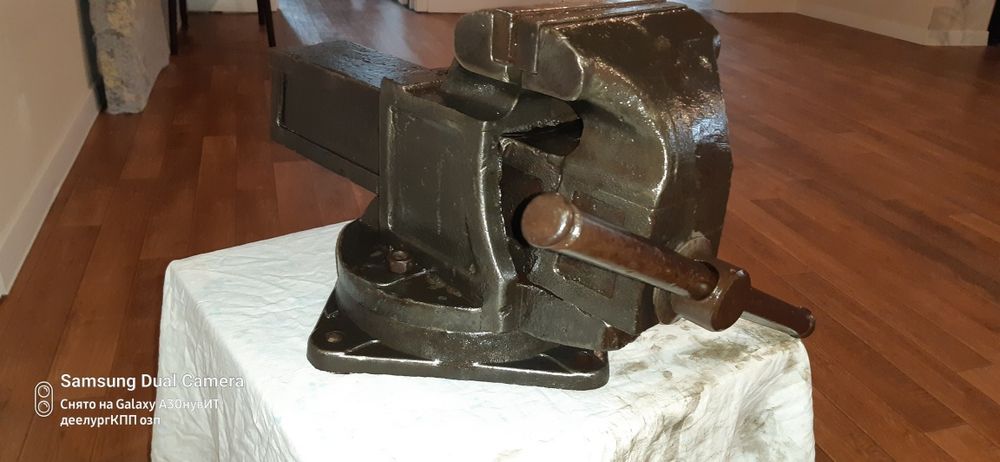 тиски большие 3 шт.ссср