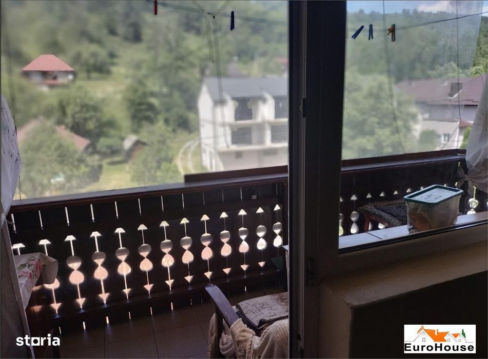 Apartament cu 3 camere de vanzare  - Avram Iancu