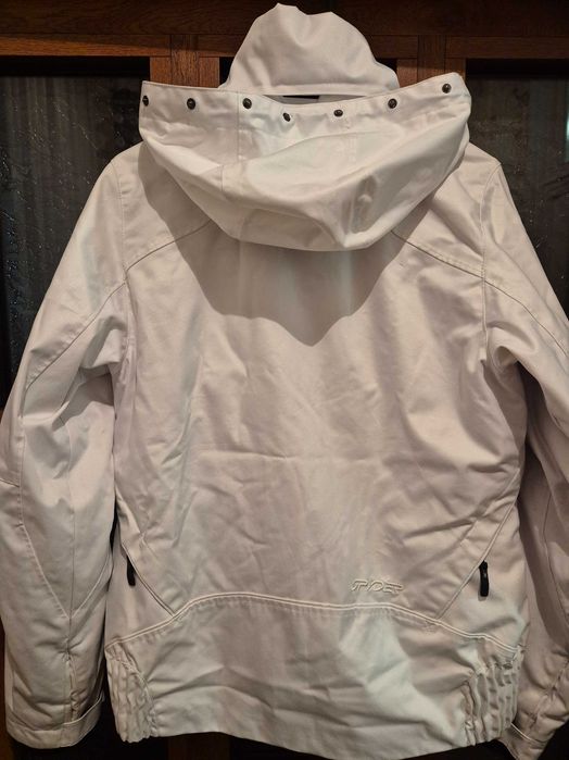 Ски,сноуборд яке Spyder 10.000mm , M размер