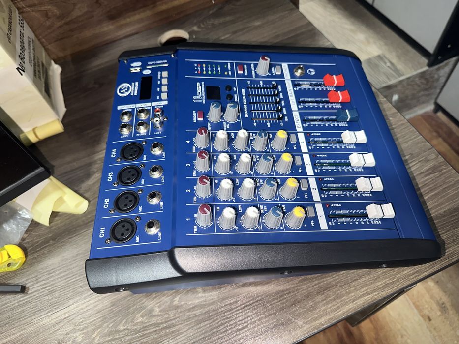 Микшеры почти новые с усилителем