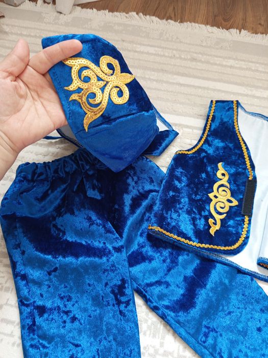 Отдам детскую тройку