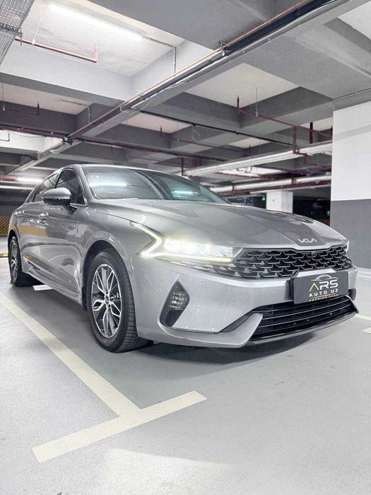 Срочно Kia K5 Prestige Special 2.5 AT 2023 — 44 000 км — Родная краска