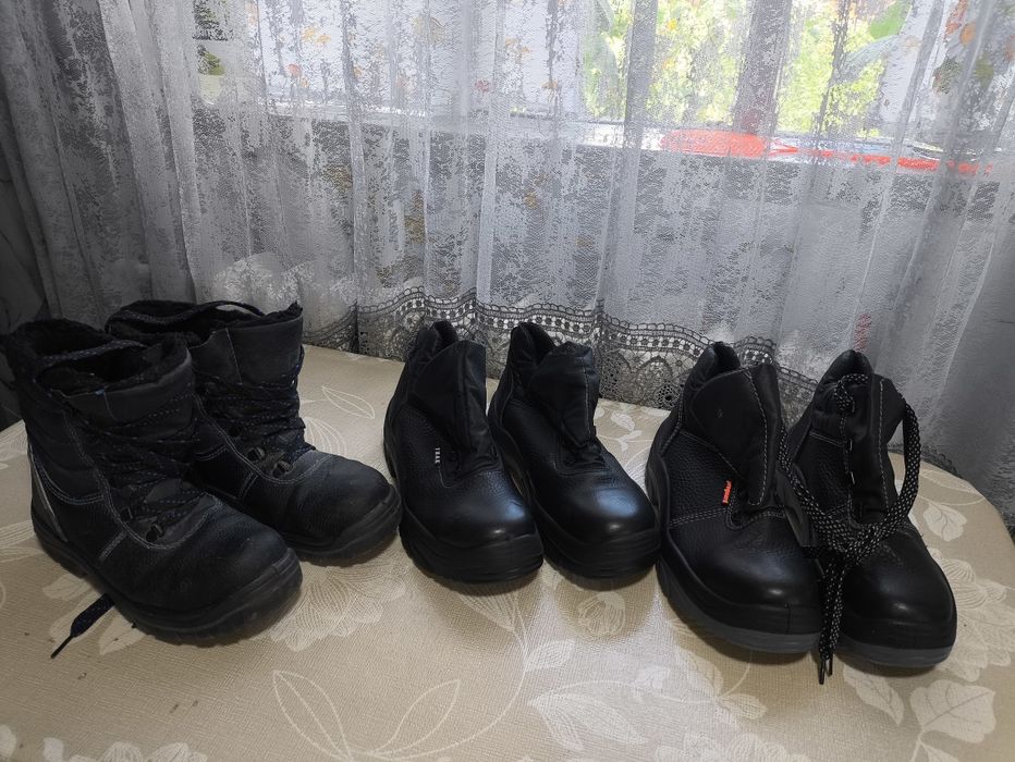 Продам рабочую обувь