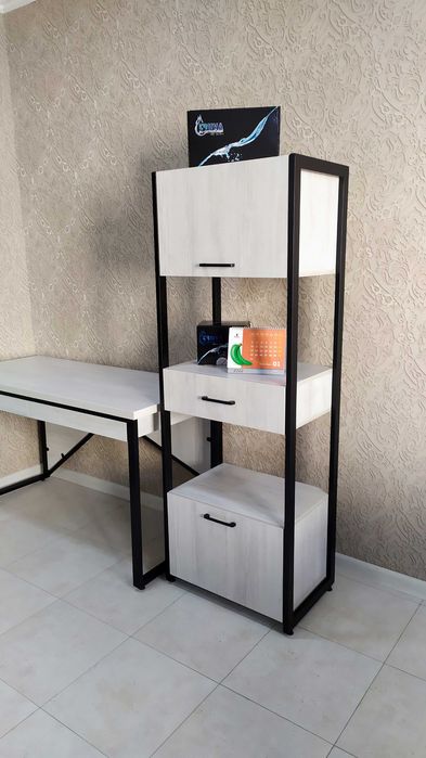 Стеллаж в стиле лофт