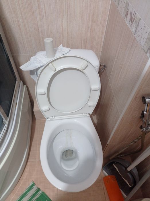 Унитаз, раковина
