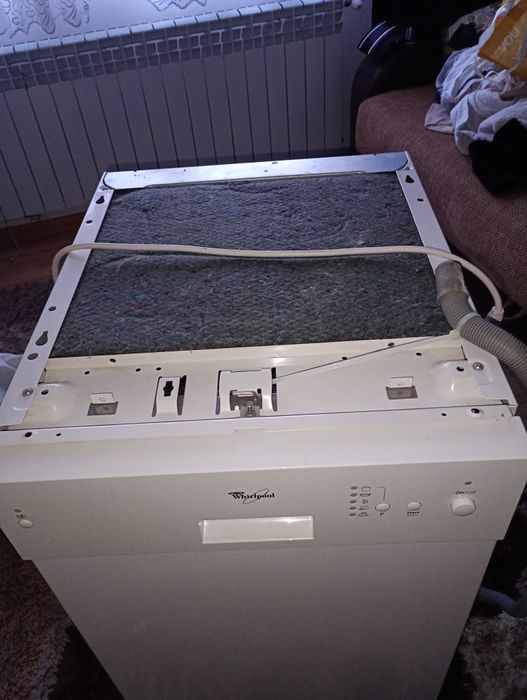 Mașina de spălat vase Whirlpool