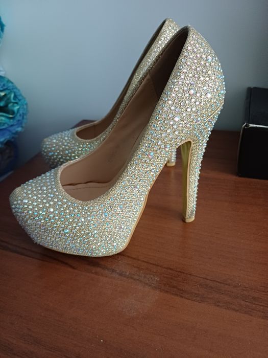 Обувь для женщин