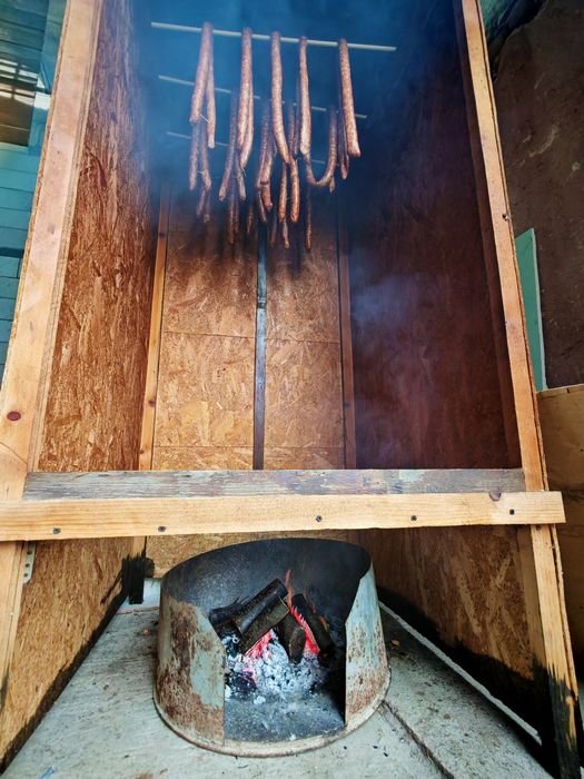 Afumare la rece, produse din carne, afumătoare bio in Freidorf