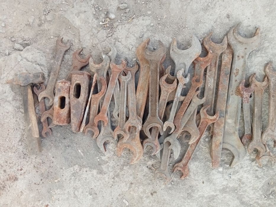 Продам ключи разные