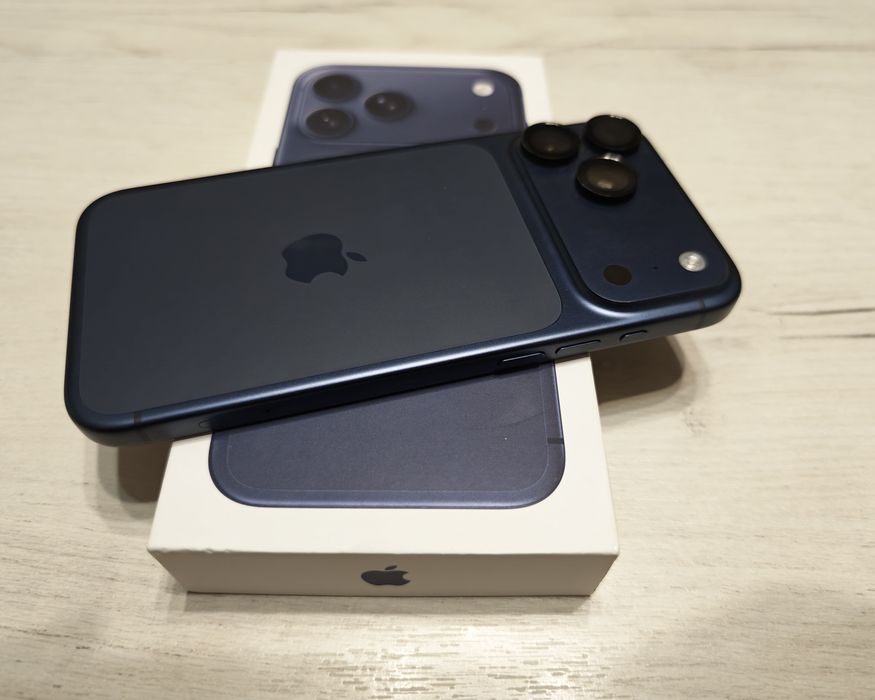 iPhone 17 Pro Max 256 GB Гаранция Като нов Бартер