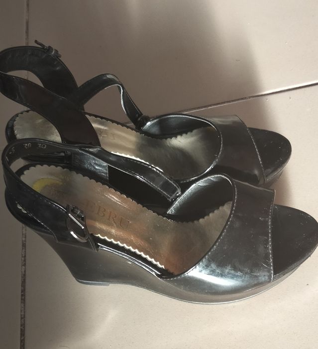 Туфли на каблуках. басоножки.