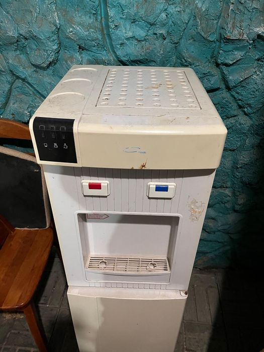 Продам Куллер для воды срочно