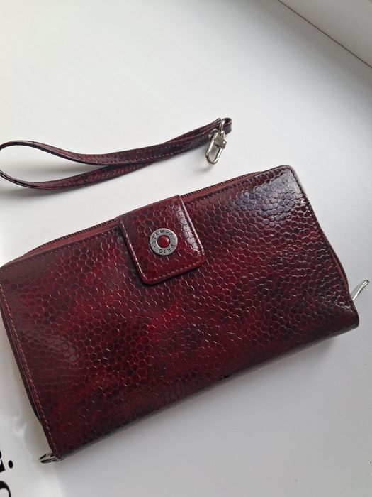 Продам портмоне женское