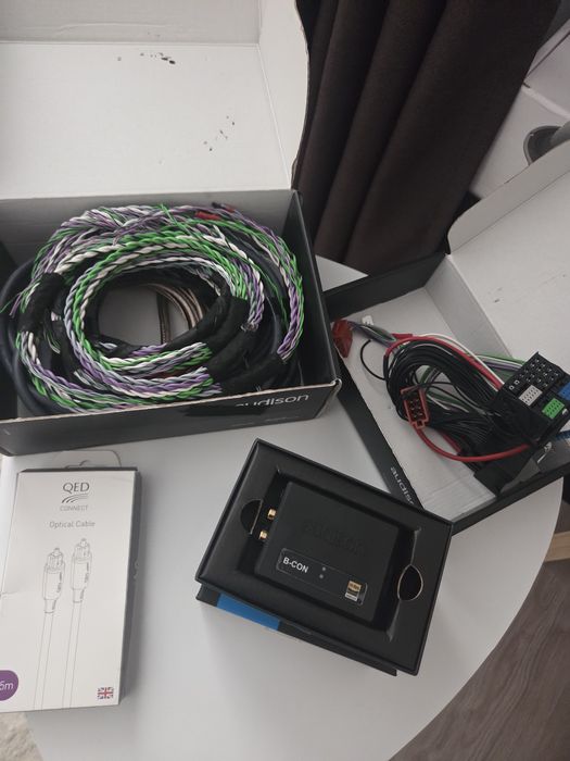 Subwoofer Hertz MPS / Audison B-CON Bluetooth