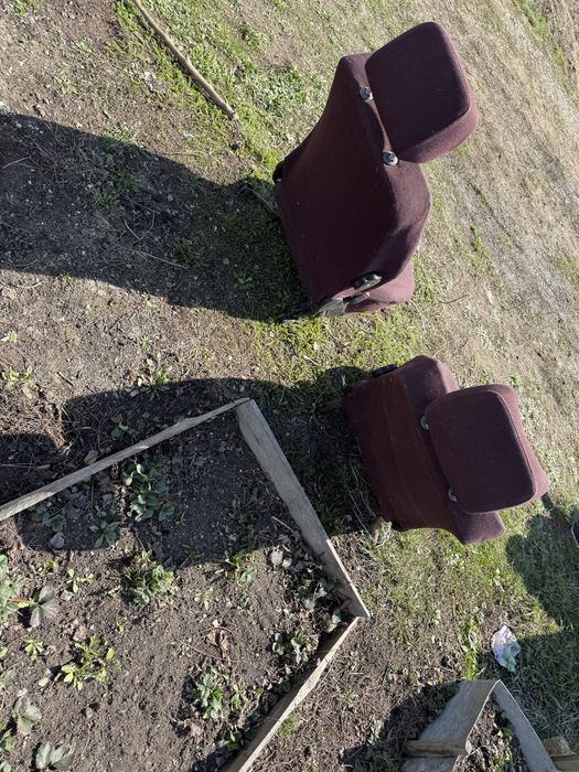 Передние сидения