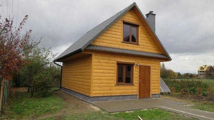 Vând case pe structura de lemn