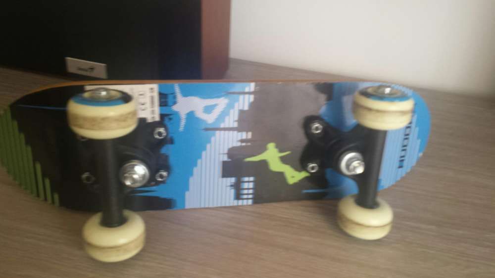 Skeiboard mic de copii