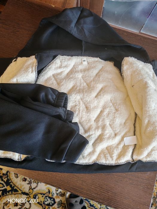 Продается Детский костюм