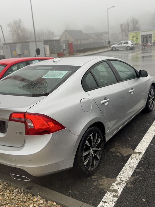 VOLVO V60 2018 Diesel 2