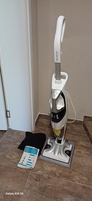 Прахосмукачка Ровента с аксесоари.