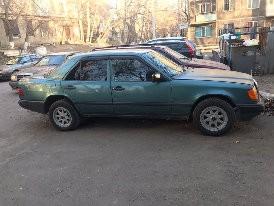 Продам Мерседес 230-E в отличном состояние