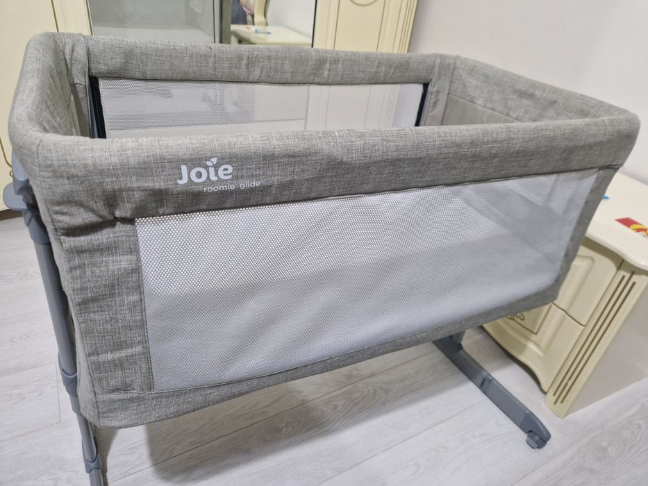 Детский манеж от фирмы JOIE