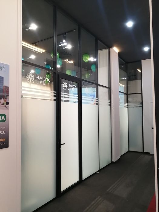 Офисные стеклянные перегородки