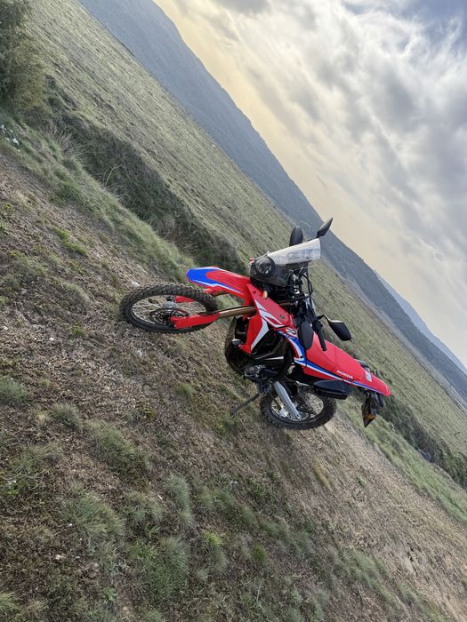 Honda crf 300 rally