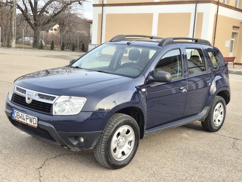 Dacia Duster 2011 diesel, 4.526 € — imagine 1