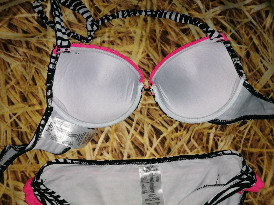 Черно бял бански Janina