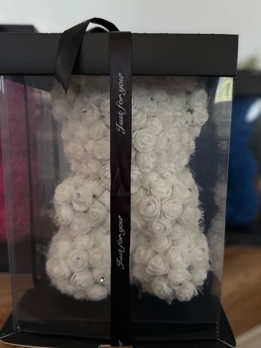 Ръчно изроботени сатенени рози и мечета