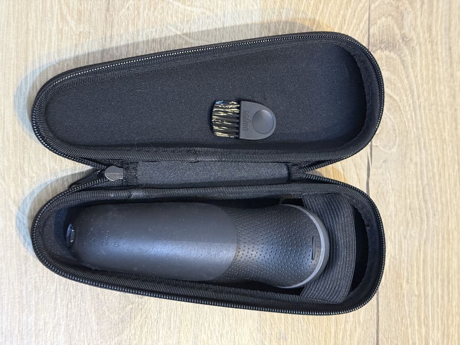 Продам электробритву Braun