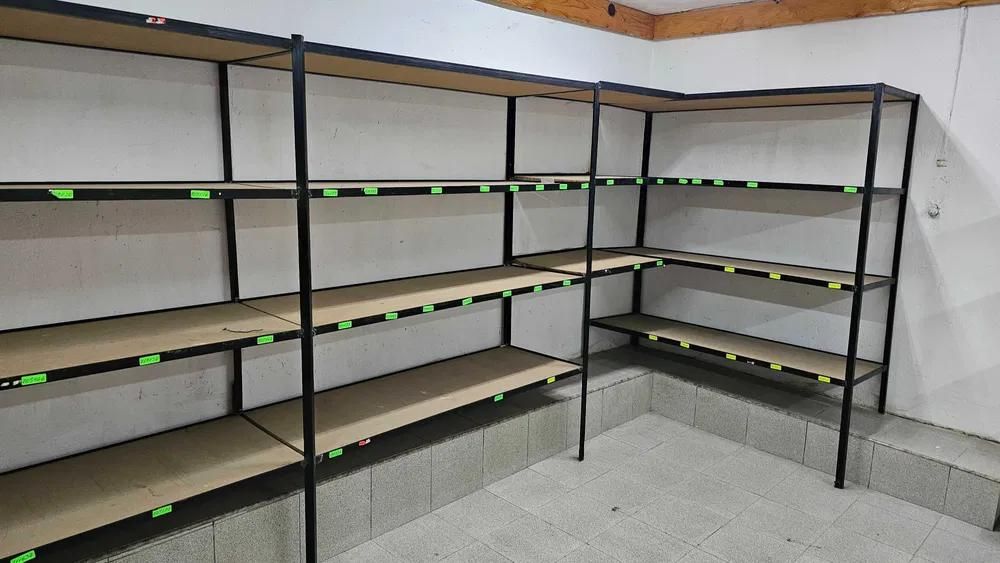 Офис, под наем, Зимно кино Тракия