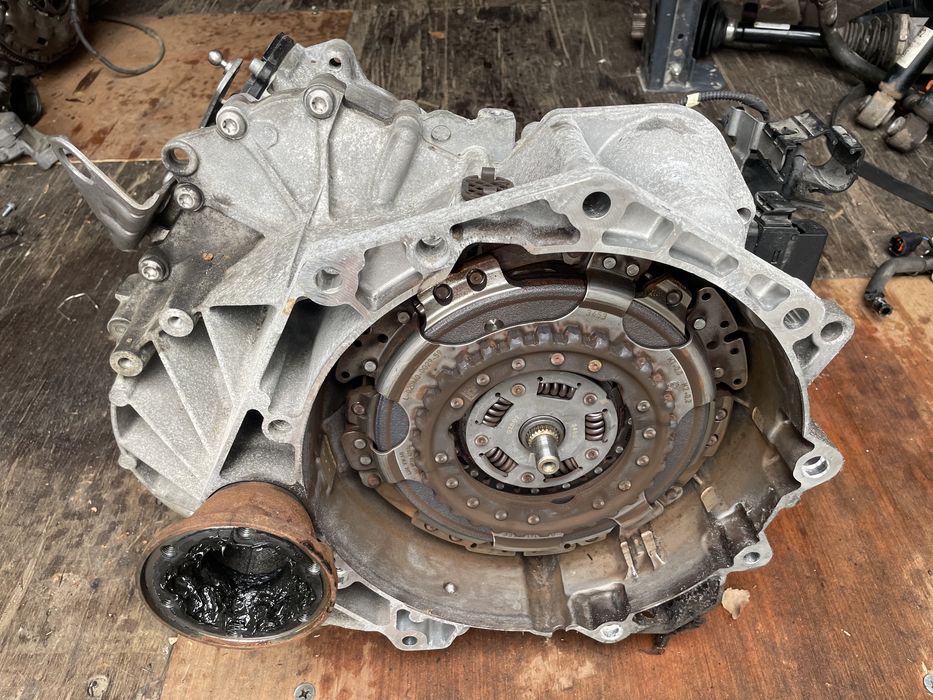 Cutie Viteze 1.6 S-tronic cod TSN