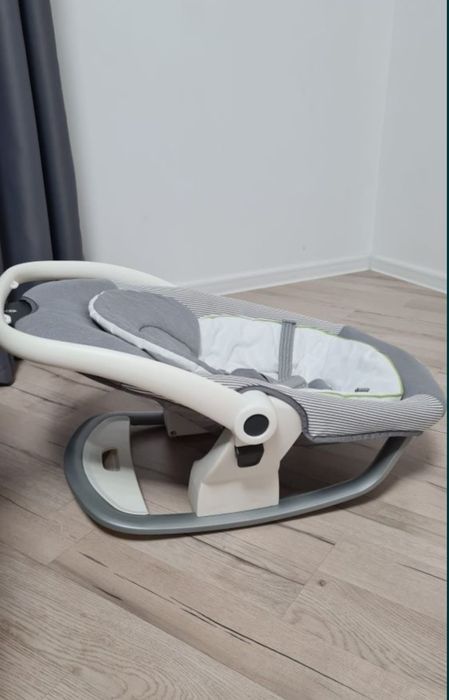 Продам  шизлонг.