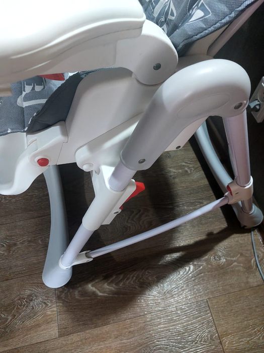 Продам стульчик детский