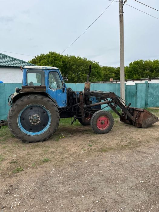 Продам трактор с куном, телегу,