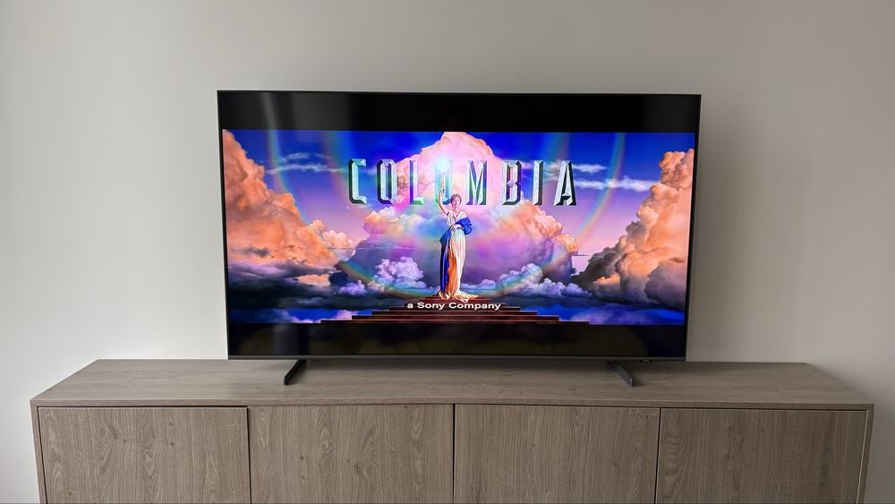 QLED телевизор Samsung QE55Q60DAUXCE
