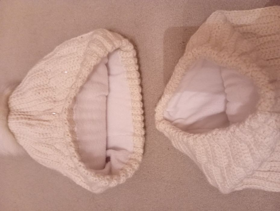 Набор шапка+манишка на флисе