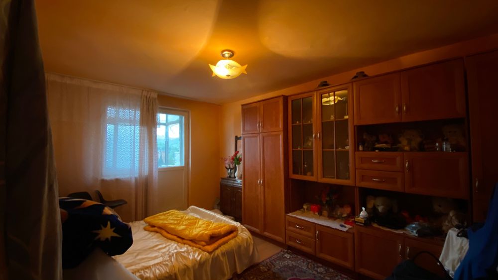 Vând apartament,Vulcan