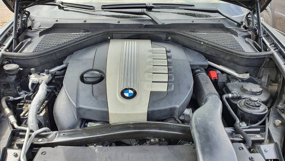Кори над двигателя / преградни панели за БМВ Е70 BMW E70 E71 X5 X6 нов