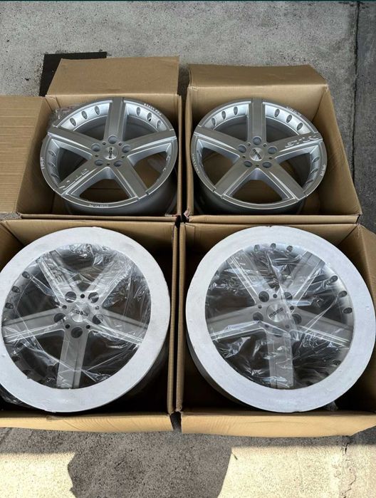 Джанти MOMO 5х112/17 ет35 8J.