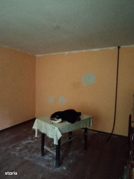 Valea Rosie, casa
