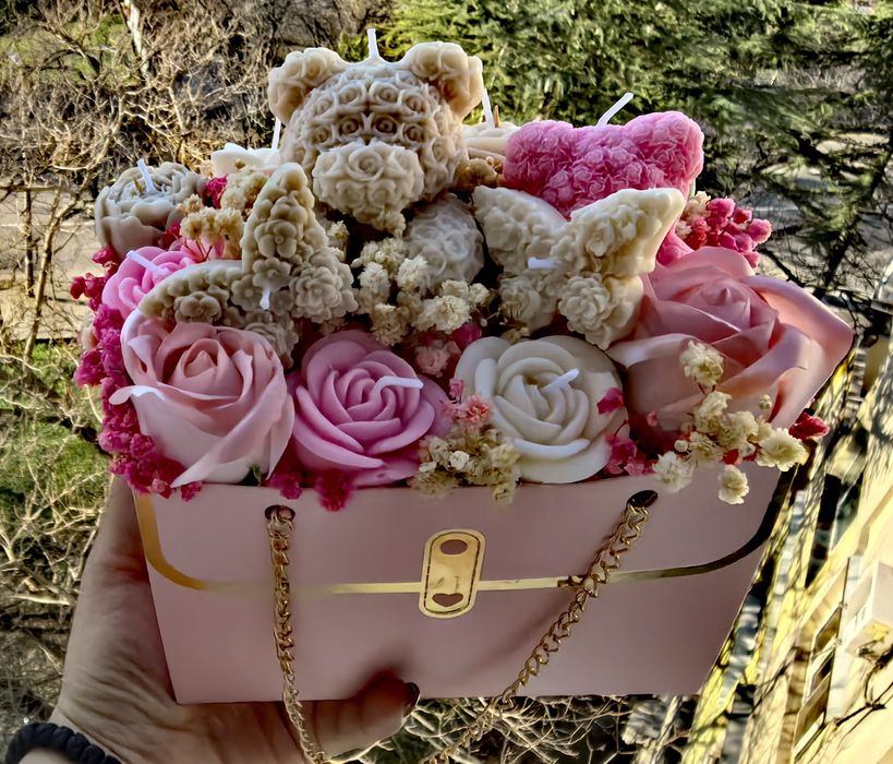 Букети от соеви свещи