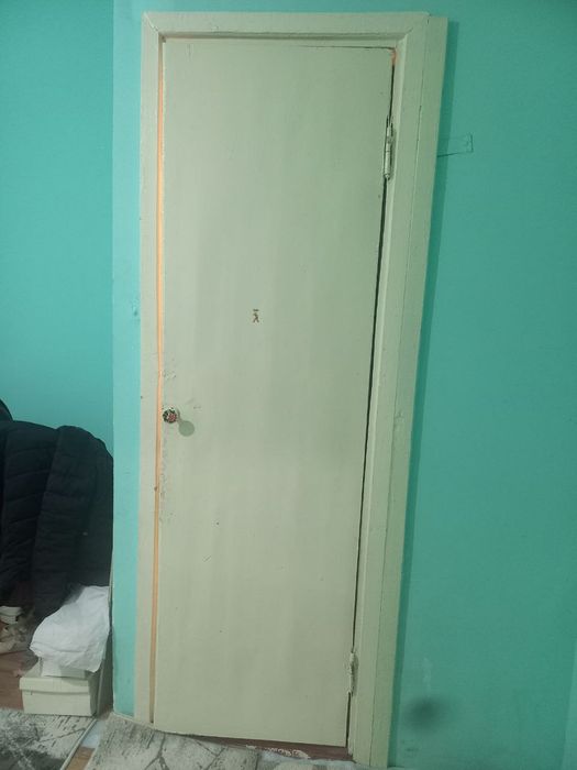 Eshik va derazalar sotiladi 100.000