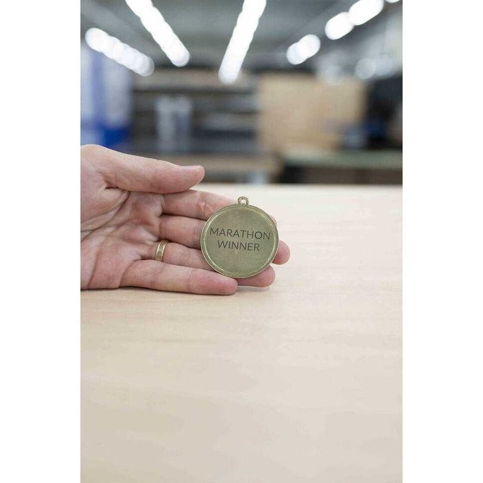 Servicii Personalizare și Gravură Decathlon – Transformă-ți echipamentul în ceva unic!