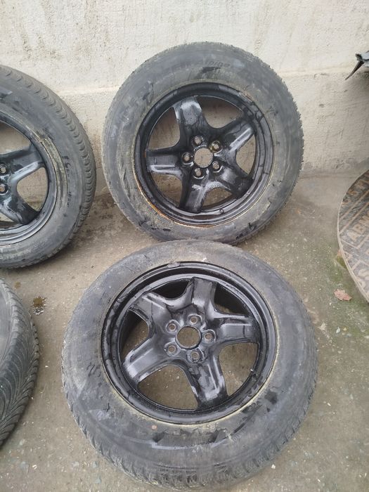 Vand Jante tabla cu anvelope de iarna Astra j benzina