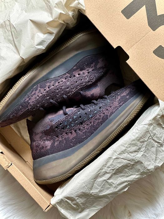 Yeezy Boost 380 Onyx - Черно Yeezy - Размер 42.5 - 100% ОРИГИНАЛНИ