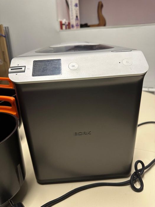 Хлебопечь от BORK